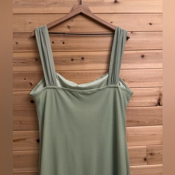 NWT Cider Size XXLarge Sage Green Square Neck Floral Mesh Overlay Maxi Dress - Picture 4 of 13